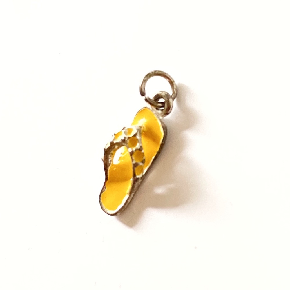⚠️ yellow flip flop sandal charm pendant jewelry⚠️